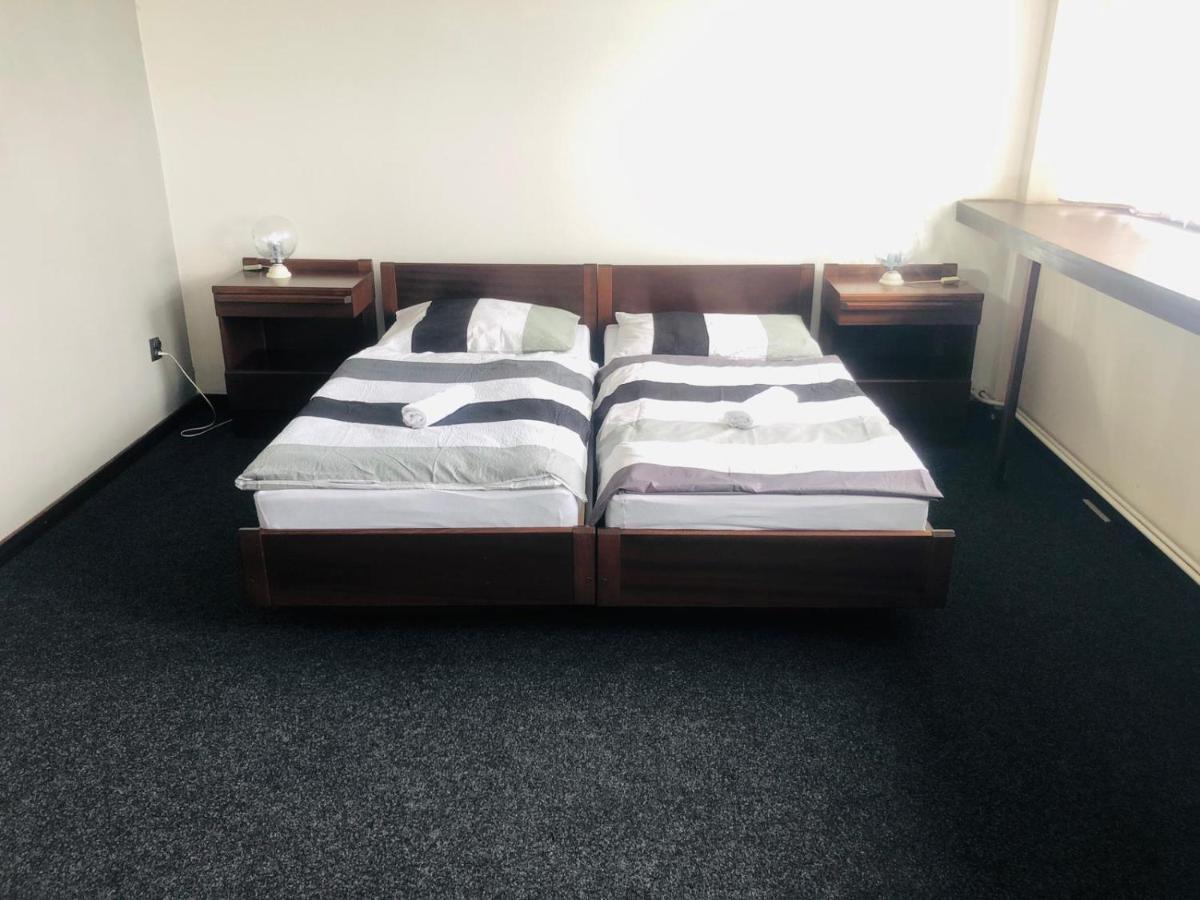 Hotel Koldum 里维诺夫 外观 照片